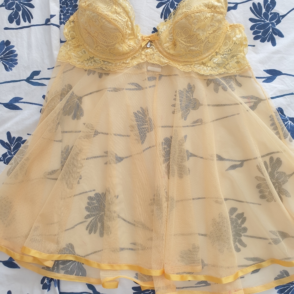 Yellow lingerie piece